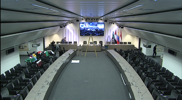 main_conference_room_der_opec_kurz_vor_der_eroeffnungsfeier_am_17maerz2010_20100323_1090848785