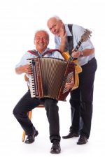 Die Stehaufmandln – 30 Jahre Superschmäh