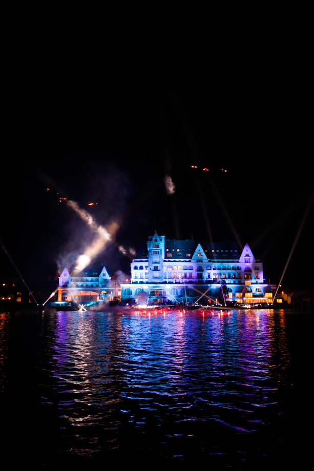Opening Park Hotel Vitznau – Das Hotel im Lichtermeer und in 3D-Mapping 30 - CINEWOLF media productions cinewolf media productions - Opening Park Hotel Vitznau - Das Hotel im Lichtermeer und in 3D-Mapping