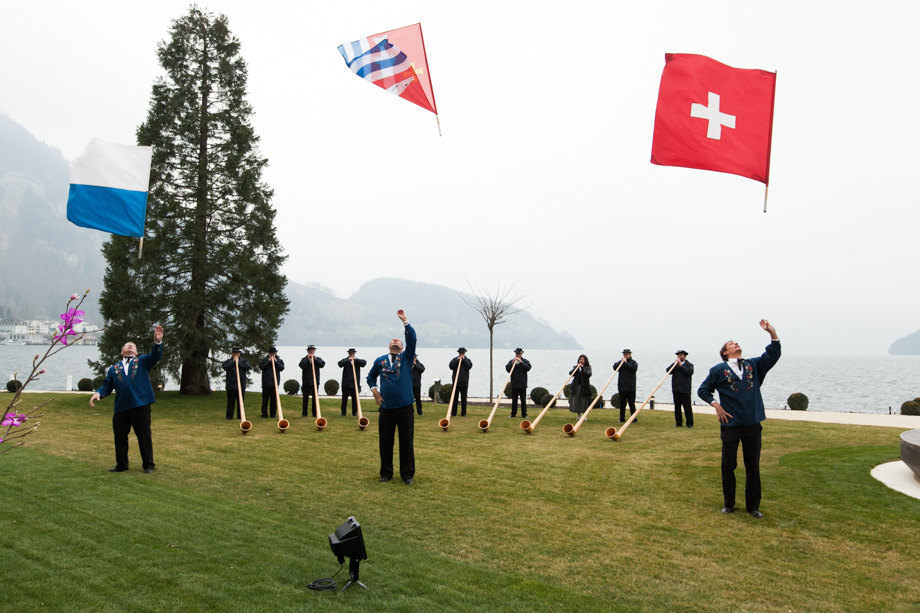 Opening Park Hotel Vitznau – Fahnenschwinger und Alphornbläser 37 - CINEWOLF media productions cinewolf media productions - Opening Park Hotel Vitznau - Fahnenschwinger und Alphornbläser