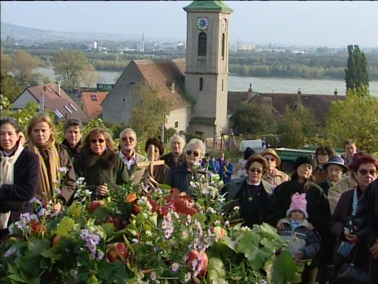 cinewolf media productions - Das Kahlenbergerdorf - Zwischen Wein und Wasser - Erntedankfest im Kahlenbergerdorf