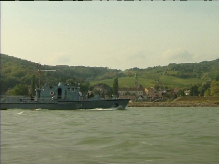 cinewolf media productions - Das Kahlenbergerdorf - Zwischen Wein und Wasser - Patrouillenboot Niederösterreich