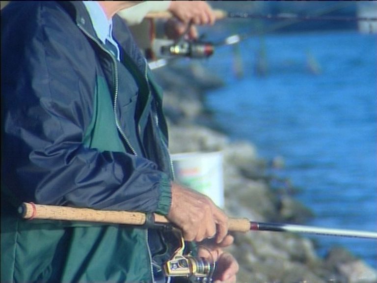 cinewolf media productions - Das Kahlenbergerdorf - Zwischen Wein und Wasser - Fischer in der Kuchelau